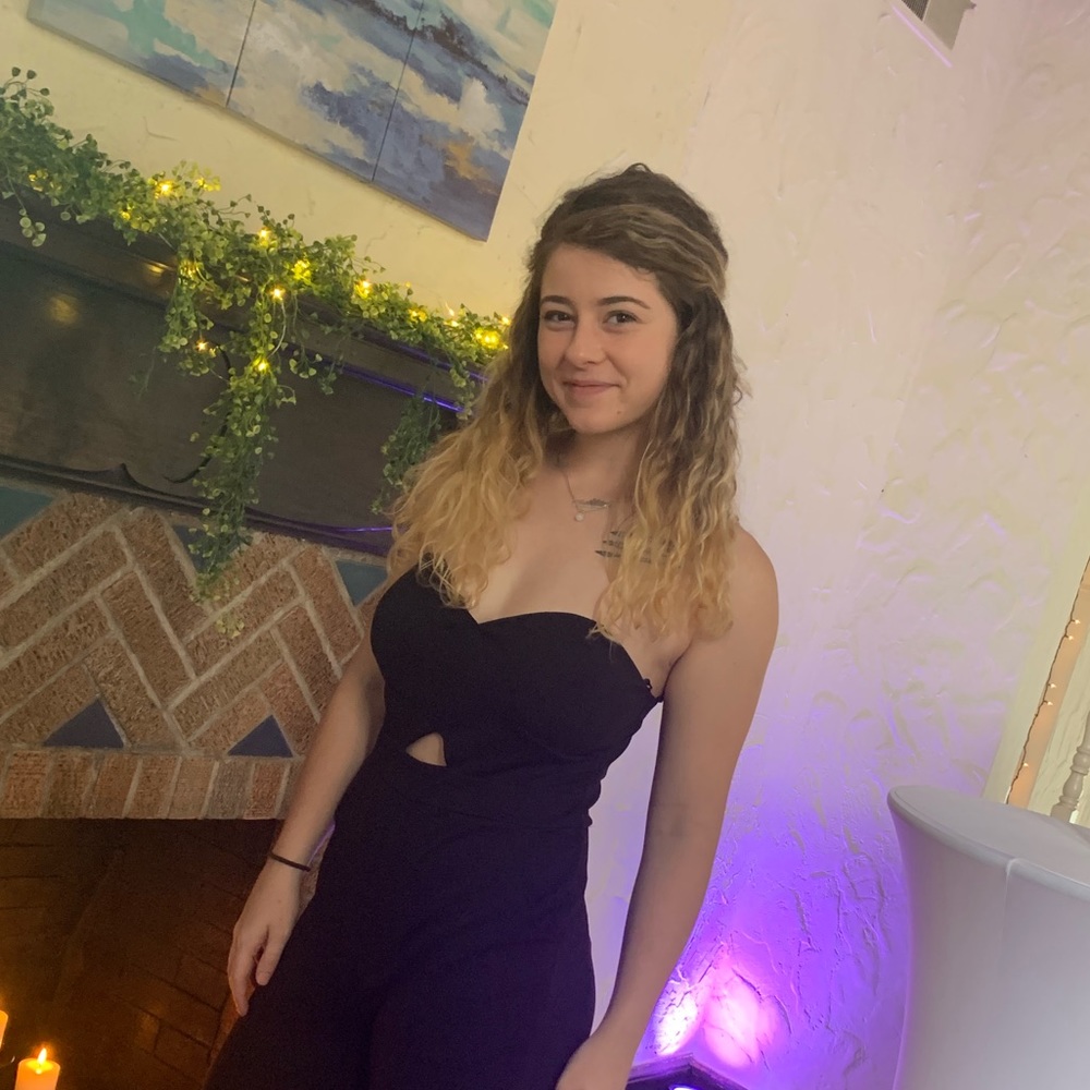 Meet your Posher, Samantha